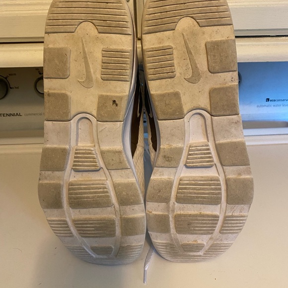 Nike Air Max Motion 2 Men’s size 11 - Picture 5 of 9